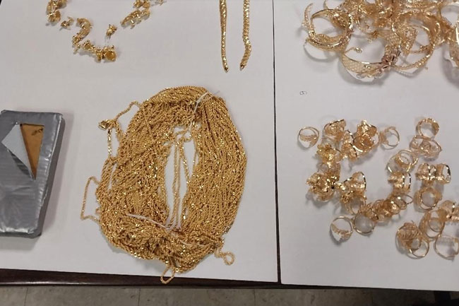 Cleaning staffer arrested at BIA with stock of gold worth Rs. 58mn