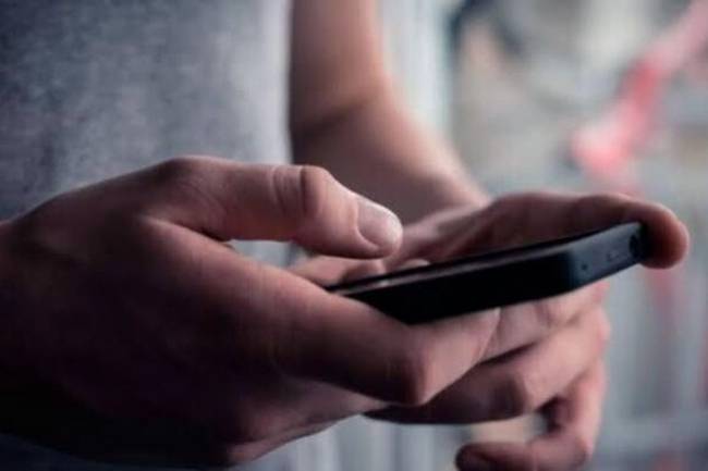 Sri Lankan-origin teen takes own life after being blackmailed