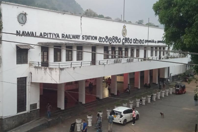 Three railway employees, suspended over alleged assault, reinstated