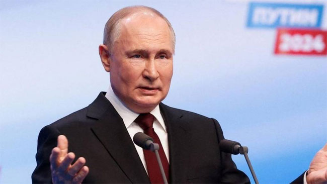 Putin wins Russia election in landslide with no serious competition