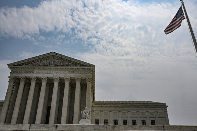 US Supreme Court eyes government contacts with social media platforms