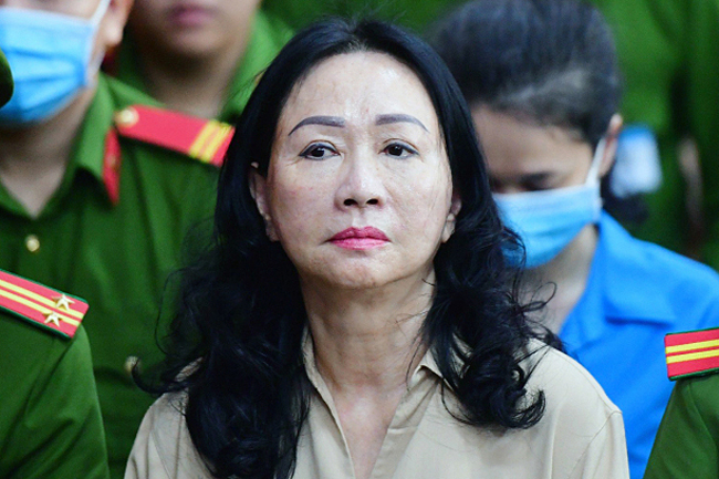 Vietnamese tycoon accused in multi-billion dollar bank fraud faces possible death sentence