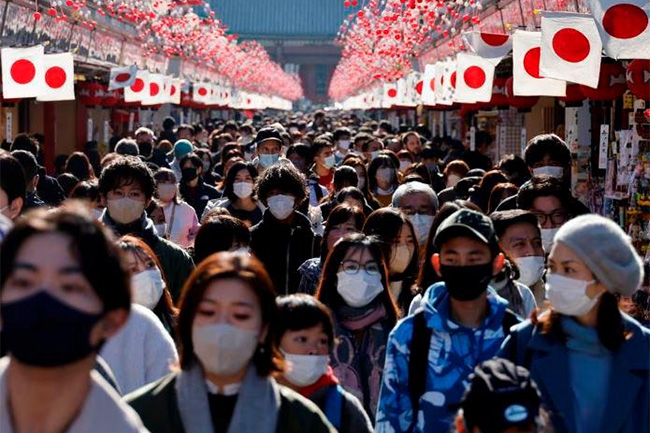Japans population falls below 125 million, down for 13th straight year