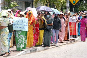 School development officers protest