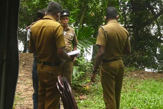 Unidentified body recovered from Diyawanna Lake