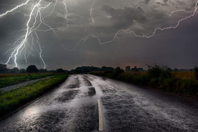 Advisory issued over thundershowers and severe lightning