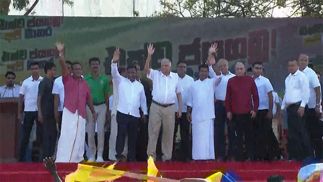 President Ranil joins Ekwa Jayagamu public rally in Matara