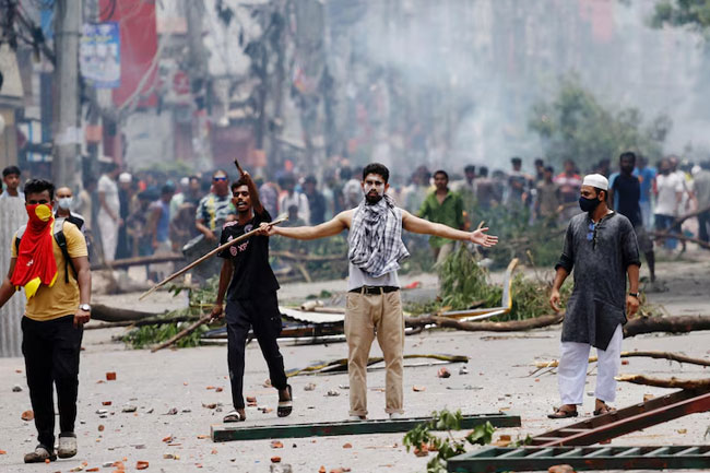 Bangladeshs top court scales back discriminatory job quota system after deadly protests