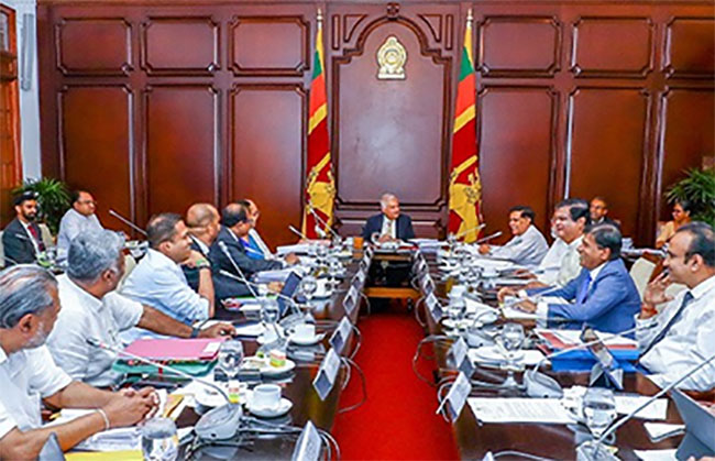 President Ranil convenes urgent Cabinet meeting