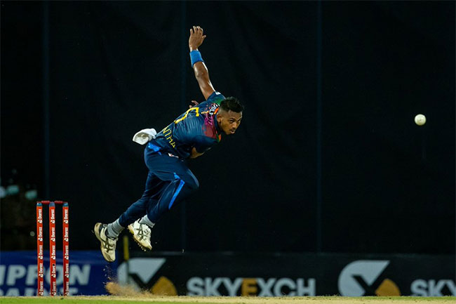 Asitha Fernando to replace Dushmantha Chameera for India series