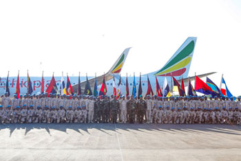 Sri Lankan troops return from Mali