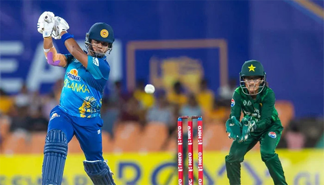 Womens Asia Cup: Sri Lanka beat Pakistan to set up final with India