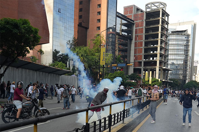 Venezuelan Protests Against Maduro Spread, Opposition Says It Has Proof ...