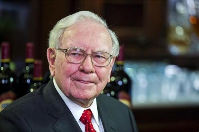 Berkshire Hathaways Apple stake cut sparks major tech sell-off