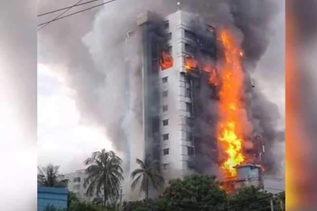 24 including foreigner killed as mob torches hotel in Bangladesh