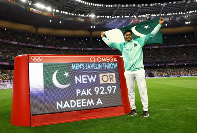 Nadeem wins Olympic javelin gold in historic first for Pakistan