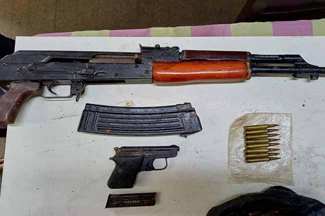 Person arrested with stock of weapons, ammunition and drugs in Rajagiriya