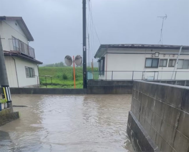 Storm brings torrential rain to Japan, disrupts transport