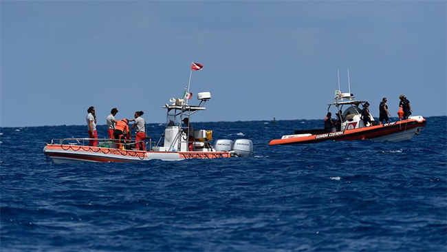 Divers Recover 5 Bodies From Wrecked Superyacht Off Sicily; 1 Still Missing