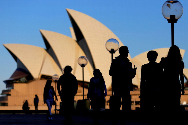 Australian employees now have the right to ignore work emails, calls after hours