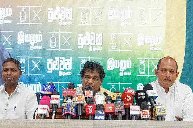 SLPP MP and several former LG members pledge support to President Ranil