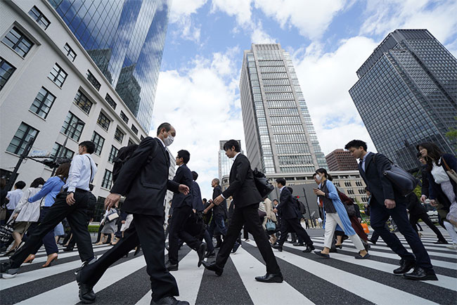 Japan wants its hardworking citizens to try a 4-day workweek