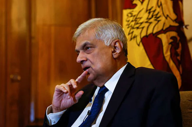 President Ranil vows immediate solutions to passport queues