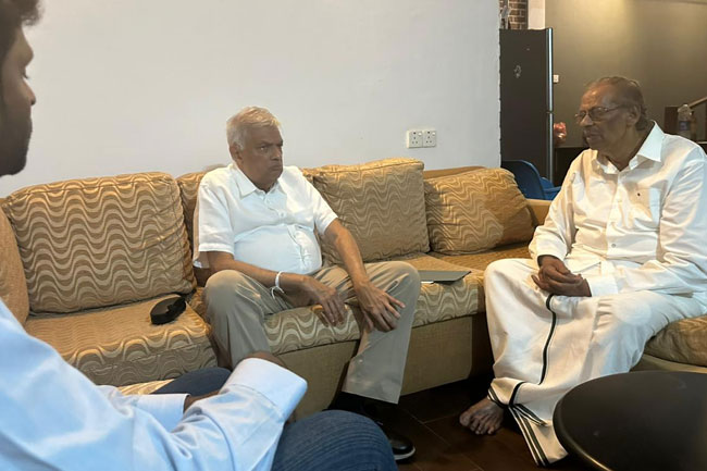 President meets ITAK leader Mavai Senathirajah in Jaffna 