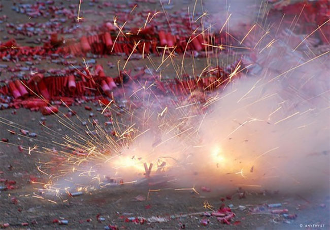 5 police officers among injured in firecracker incident at SJB rally 