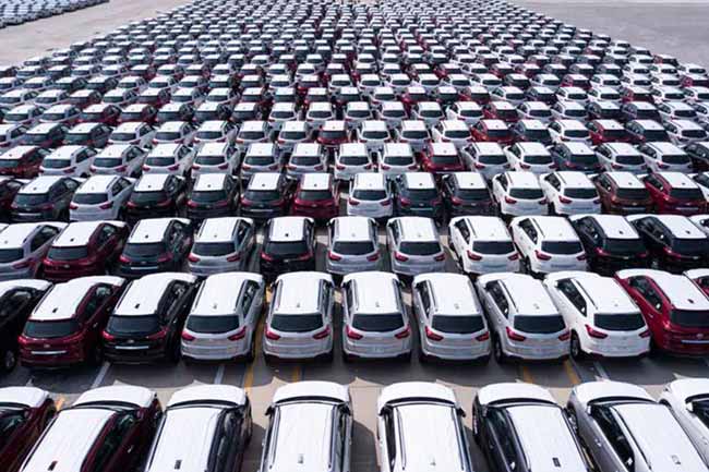 Vehicle import restrictions to be lifted in stages from Oct. 1 