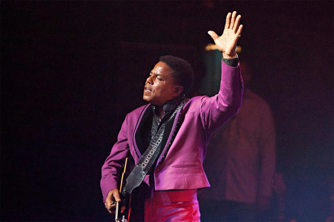 Michael Jacksons brother Tito Jackson dies