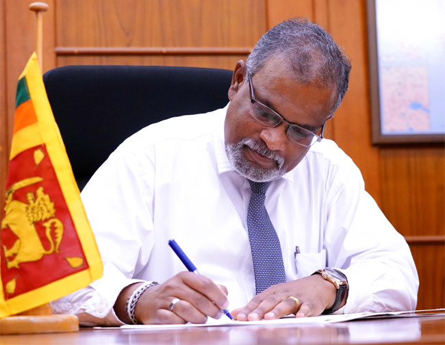 Mahinda Siriwardena resumes duties as Finance Secretary