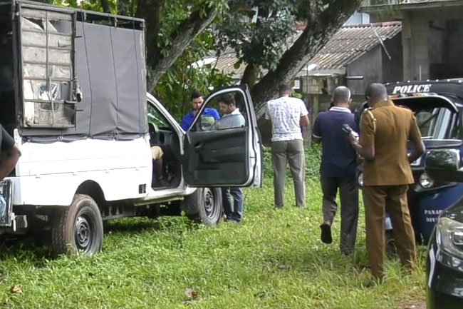 One person injured as police fire at lorry in Panadura