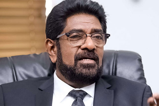 Colombo HC defers hearing of Keheliyas corruption case