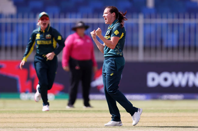   T20 Womens WC: Australia down Sri Lanka to get title defence underway