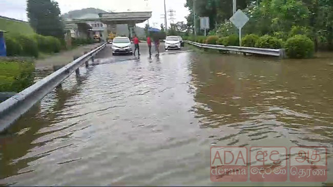 Welipenna Interchange of Expressway temporarily closed