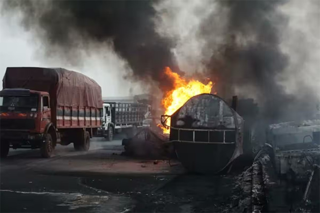 At least 94 killed in fuel tanker explosion in Nigeria