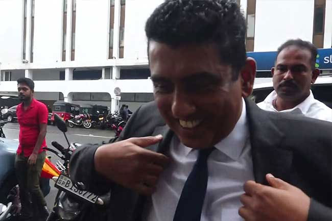 Colombo HC issues arrest warrant on Johnston Fernando