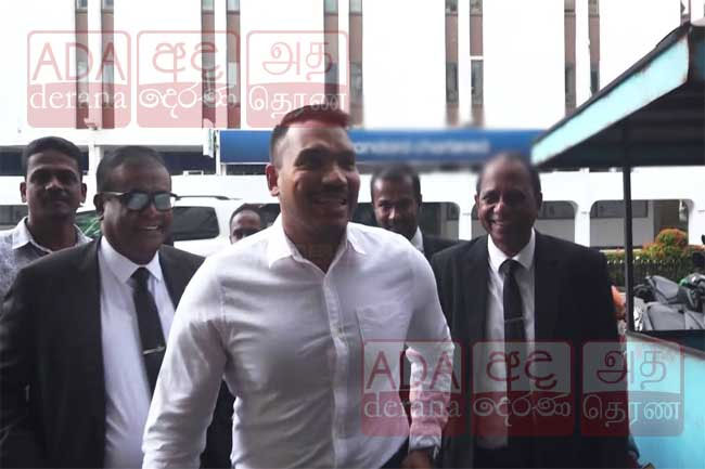 Namal Rajapaksa arrives at CID