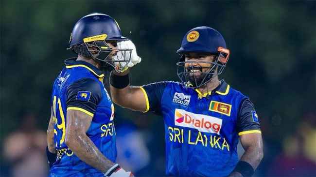 Sri Lanka beat New Zealand by four wickets in first T20I