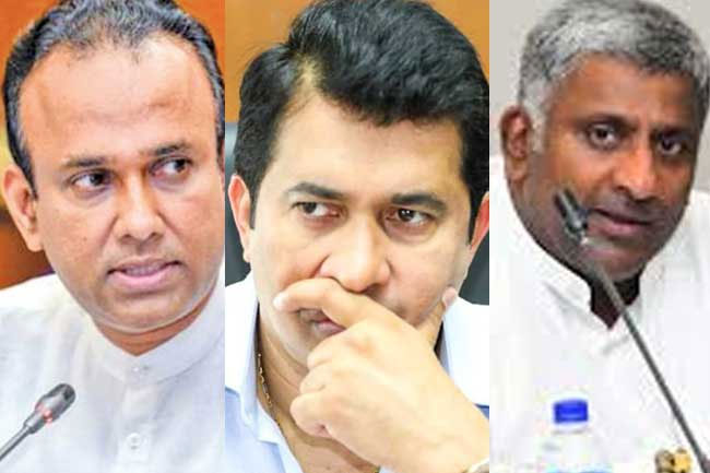 Substandard drugs scandal: Ex-ministers Ramesh, Roshan, Prasanna arrive at CID 