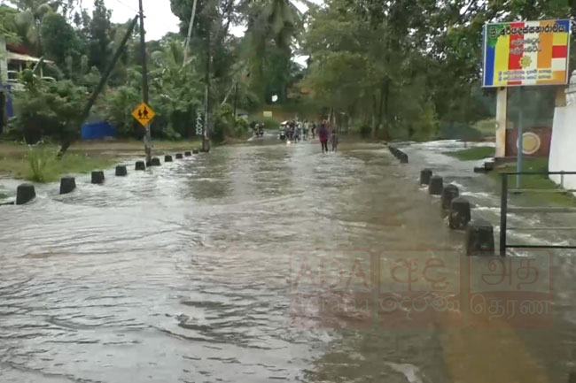 Minor flood situation as Nilwala River water level rises