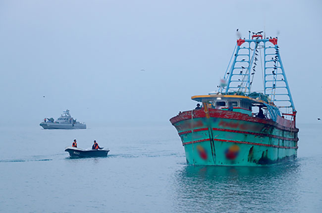 18 Indian fishermen arrested for poaching in Sri Lankan waters