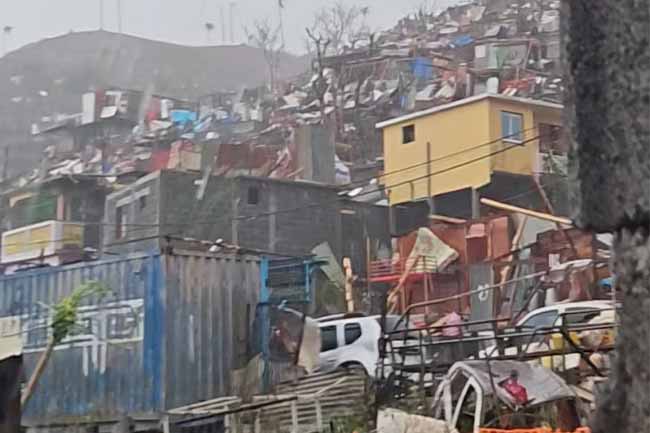 Cyclone slams into Frances Mayotte archipelago, killing at least 11