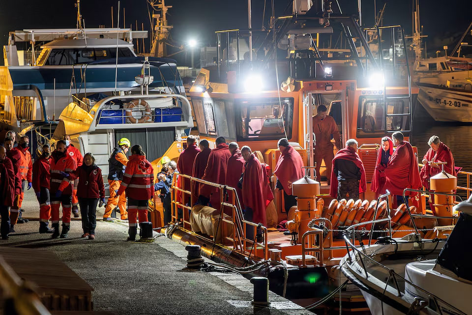 Russian cargo ship sinks in Mediterranean after engine room blast,2crewmissing