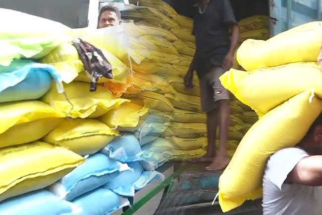 Sri Lanka Customs clears 75,000 MT of imported rice