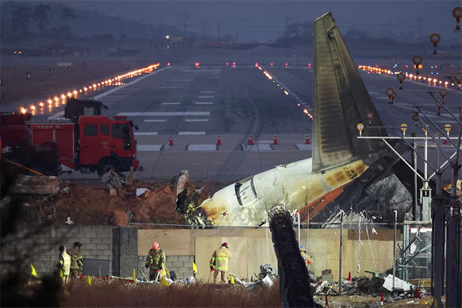 South Korea orders airline safety probe after worst domestic crash kills 179