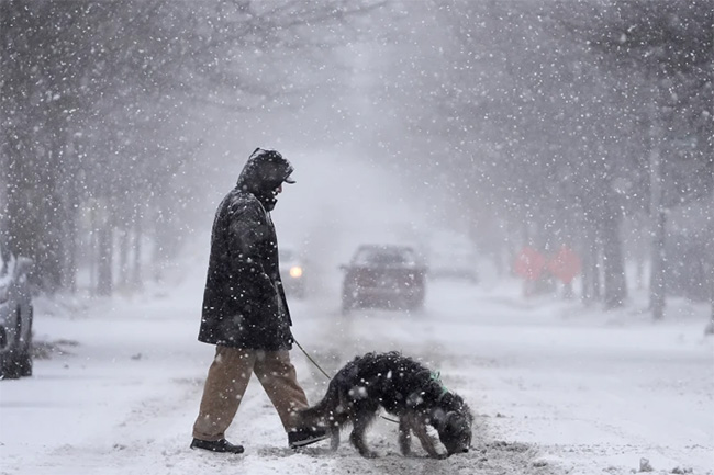 Heaviest snowfall in a decade is possible as wintry blast roils parts of US