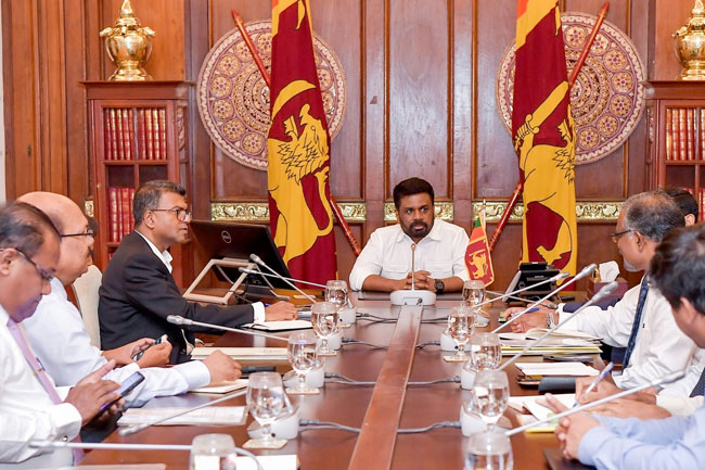 President discusses challenges surrounding vehicle imports with officials