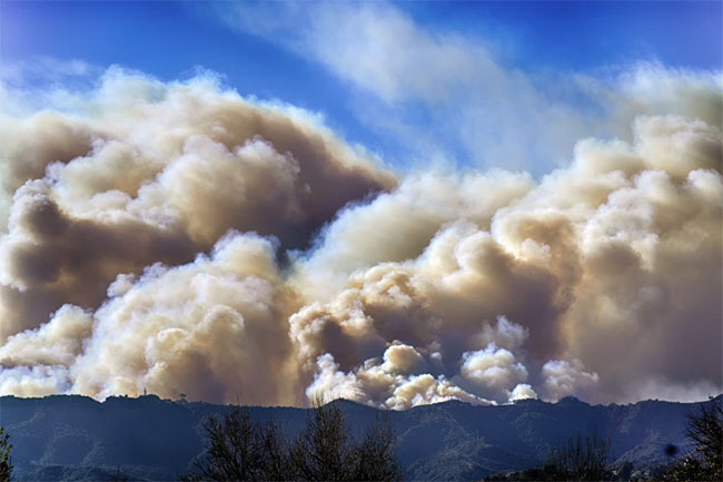 16 dead, 16 missing as fire crews try to corral Los Angeles blazes before winds return this week